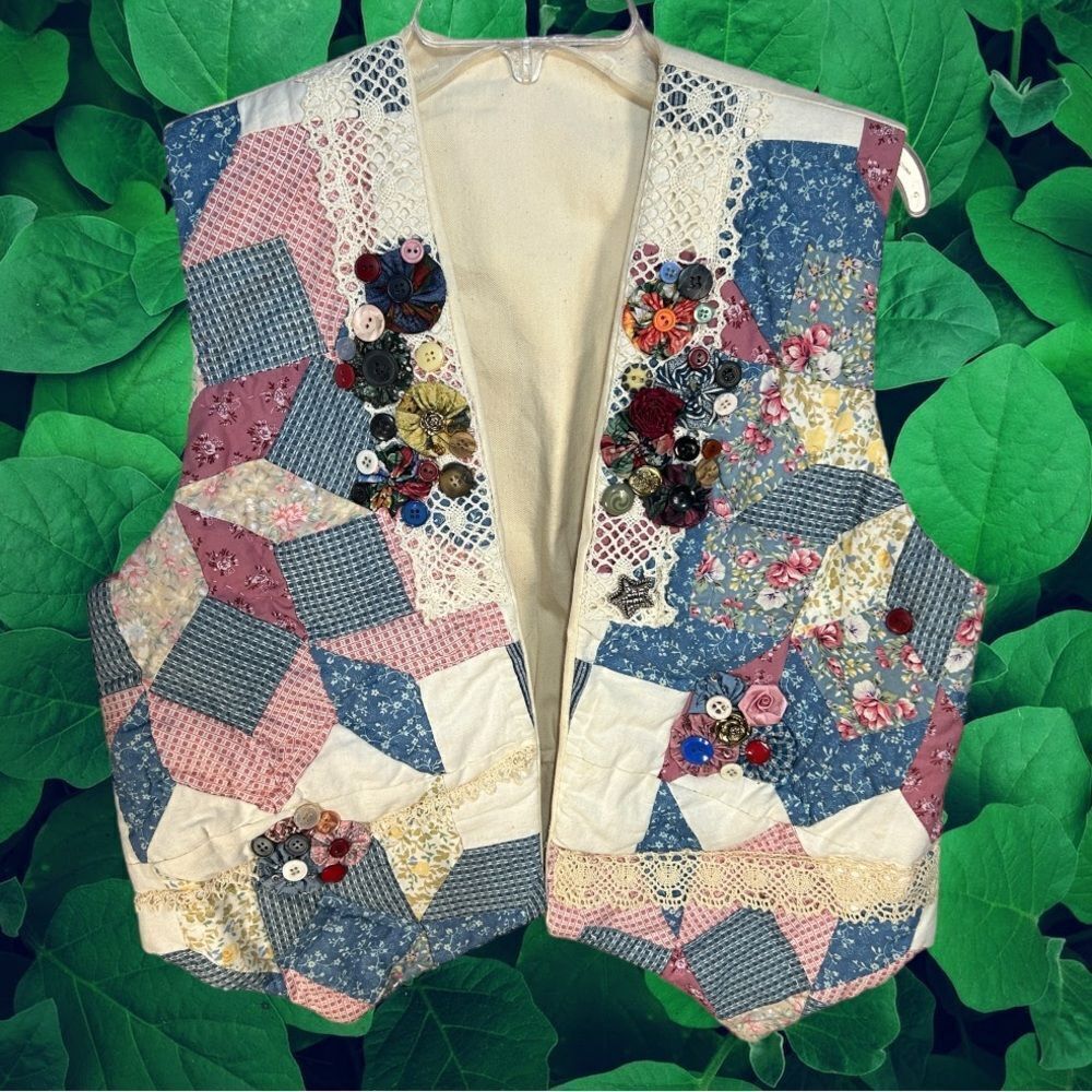 Vintage Quilted Handmade Granny Quilt Patchwork Button Vest Large